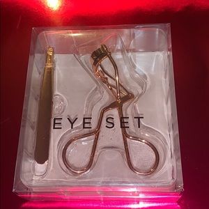 Eye set